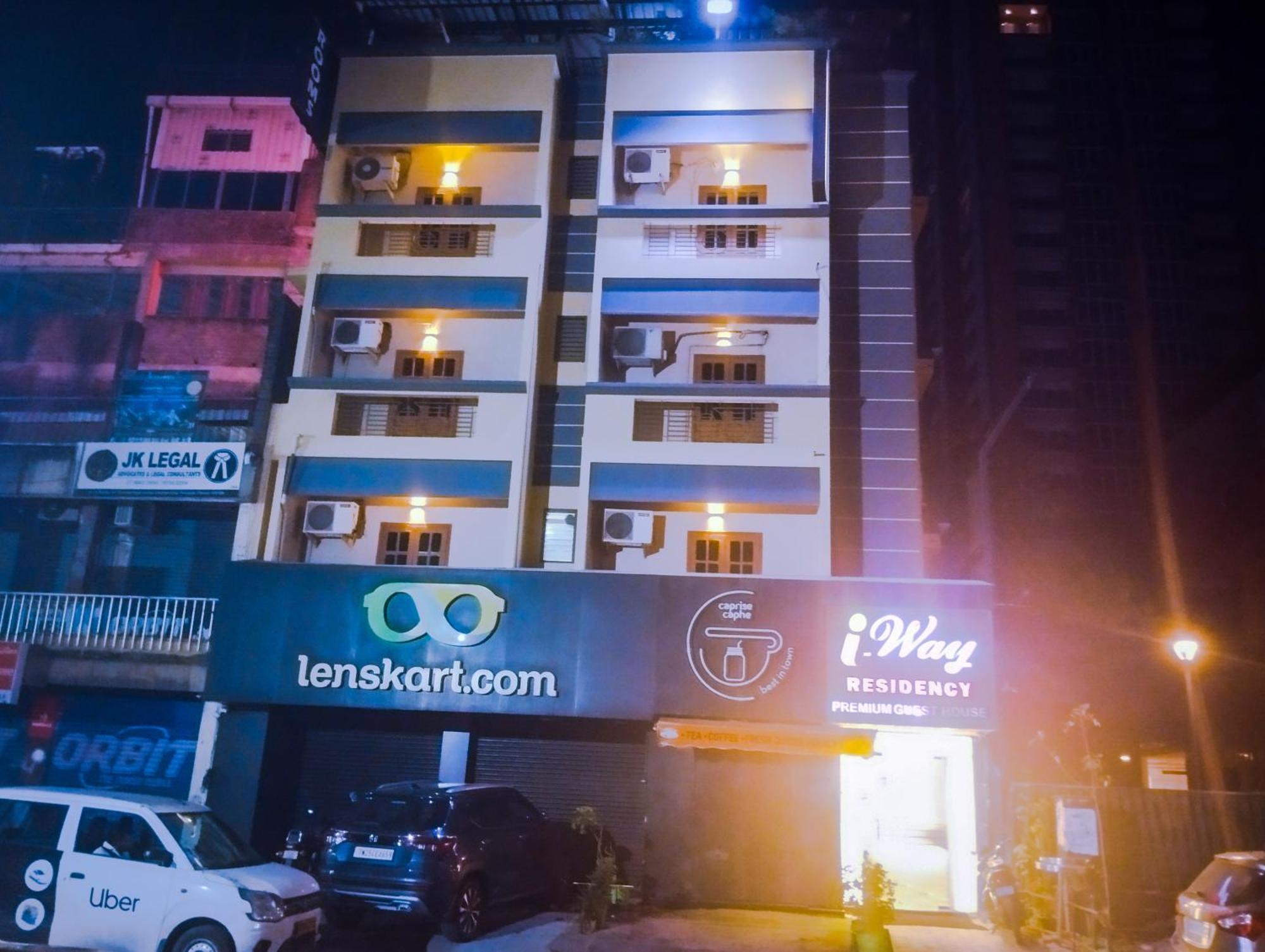 Hotel I-Way Residency Perungudi Csennai Kültér fotó