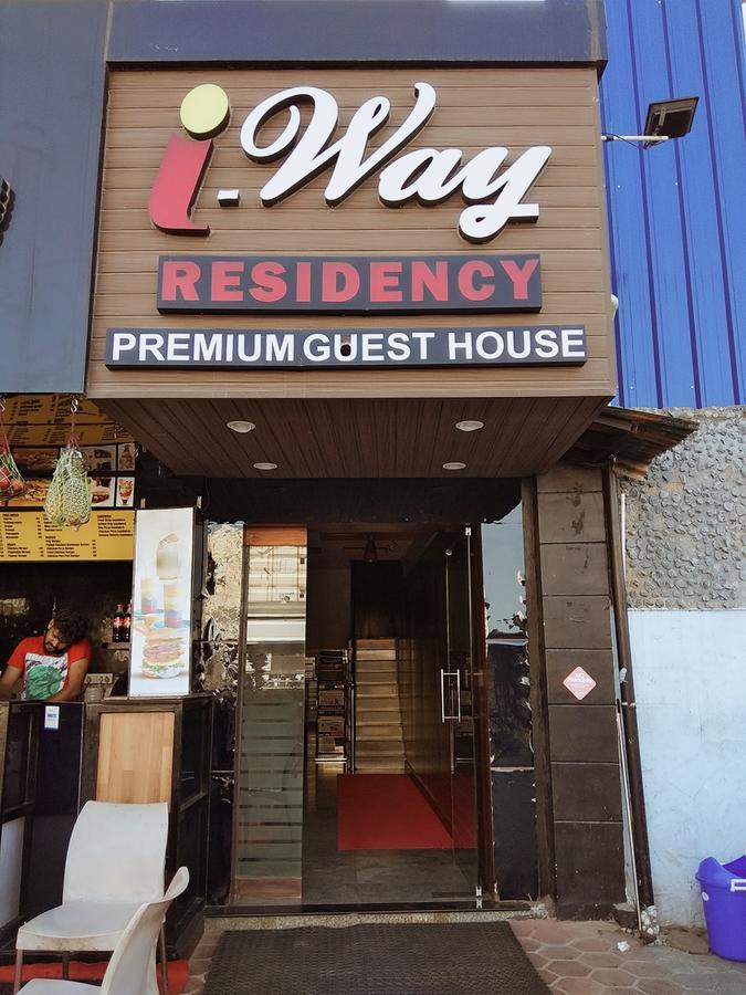 Hotel I-Way Residency Perungudi Csennai Kültér fotó